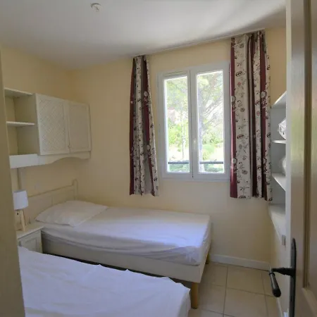 Maison 6 Pers. Avec Terrasse Privee, 3 Pieces En Duplex - Wifi & Animaux Admis - Fr-1-382-119 Holiday home *